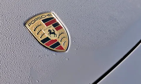 Porsche gặp khó?