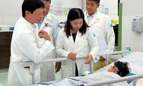 Vụ cháy xe khách ở Đồng Nai: Một bệnh nhi sẽ được phẫu thuật cắt lọc, ghép da