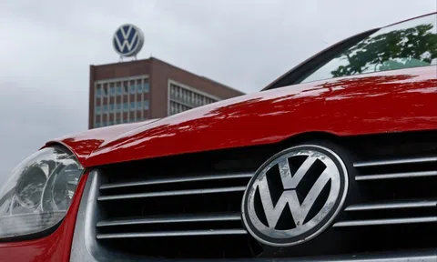 Volkswagen hạ mục tiêu tăng trưởng năm 2026