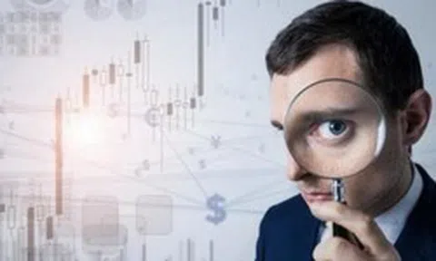VN-Index có thể còn nhịp "rũ bỏ" trước khi hướng lên 1.800 điểm, nhiều cổ phiếu về vùng định giá hiếm thấy với P/E chỉ 4-8 lần