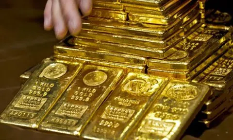 Giá vàng chiều nay (27/7): Đứng yên trên tầm cao