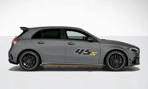 Cận cảnh Mercedes-AMG A 45 S 4MATIC+ Final Edition phiên bản cuối cùng