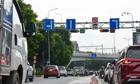 Lưu ý mới cho tài xế ở TP.HCM trên đường Nguyễn Hữu Cảnh