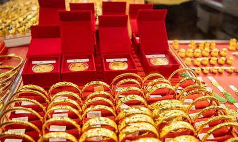 Giá vàng hôm nay (2/8): Người mua lỗ 2 triệu đồng/lượng
