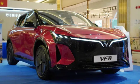 VinFast VF 8 thế hệ mới sẽ được bàn giao cho khách hàng trong tháng 8