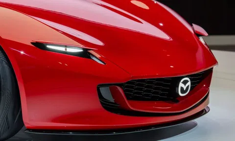 'Huyền thoại' Mazda MX-5 sẽ có bản chạy điện