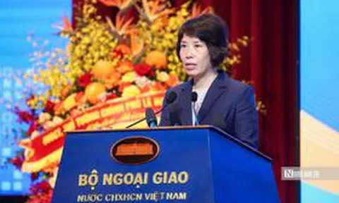 "Ngoại giao kinh tế không nên chỉ đo bằng các cuộc tiếp xúc, mà phải đo bằng quy mô ngoại tệ"