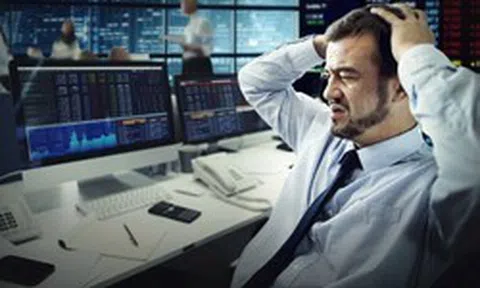 Khối ngoại bán ròng hơn 600 tỷ đồng trong phiên đầu tuần, cổ phiếu nào là tâm điểm "xả hàng"?