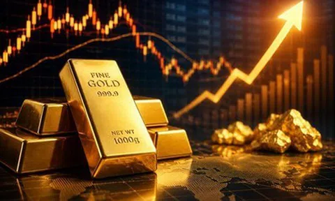 Giá vàng hôm nay (18/8): Ngược chiều với thế giới