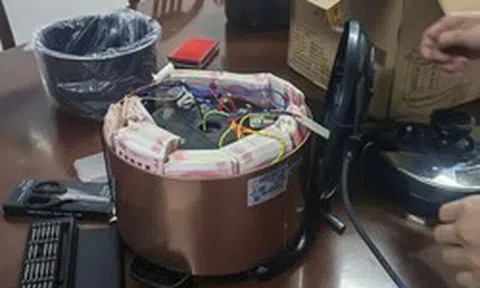 Phát hiện người đàn ông giấu 373 triệu trong nồi cơm điện