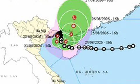 Bão số 4 cách Hải Phòng 150km và có thể mạnh thêm, miền Bắc mưa lớn kéo dài