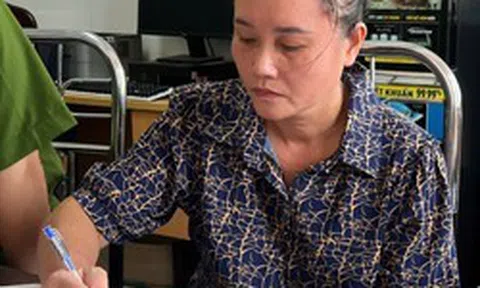 Nguyễn Thị Thu Hà SN 1980 ra đầu thú