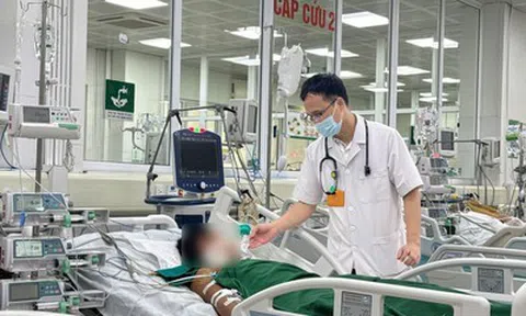 Tự mua thuốc nam trên mạng về sử dụng, thanh niên 28 tuổi đối mặt cửa tử