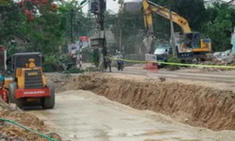 2 nhà thầu giao thông bị 'sờ gáy'