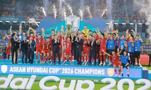 Chủ tịch FIFA bất ngờ trước sân vận động 60.000 chỗ đang được Vingroup xây dựng tại Hưng Yên
