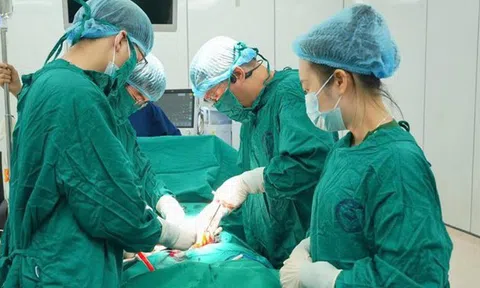 Bụng to bất thường, người phụ nữ 42 tuổi đi khám mới biết thứ nặng 1,5kg ẩn trong bụng