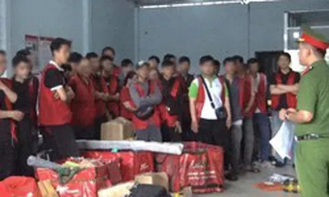 Công an đồng loạt ra quân kiểm tra 4 cơ sở giao hàng, xét nghiệm ma túy đột xuất 77 shipper