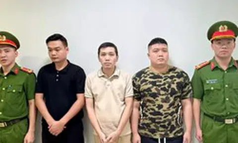 Vụ xe cấp cứu di chuyển 16km thu 9 triệu: Cho bệnh nhân dùng chai thuốc ‘duy trì sự sống’ có giá nhập 4.000 đồng