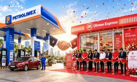 Vừa chọn Petrolimex để thử mô hình đầu tiên tại Việt Nam, chuỗi hơn 40.000 cửa hàng của đại gia Trung Quốc mới “trảm” 606 điểm bán