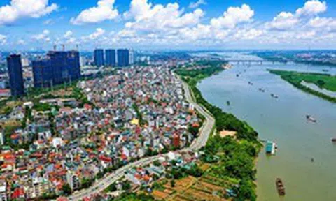 Vì sao cần quy hoạch lại không gian hai bên sông Hồng?