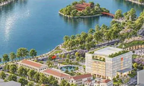 Quy hoạch sông Hồng, hồ Hoàn Kiếm hút cả nghìn người đến tìm hiểu ngay ngày đầu