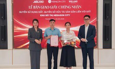 Heragon City bàn giao giấy chứng nhận Quyền sử dụng đất cho những khách hàng đầu tiên