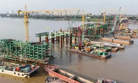 Hà Nội hoàn thành giải phóng mặt bằng 7 cầu vượt sông Hồng