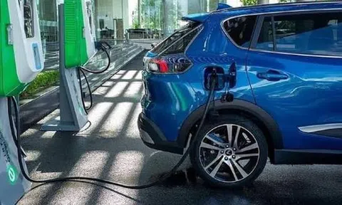 Sạc nhanh có làm hỏng pin xe điện không? Cách sạc xe điện hiệu quả để pin không bị hỏng nhanh