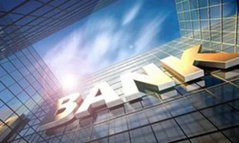 Một cổ phiếu ngân hàng tăng vọt gần 40% sau 1 tháng, vốn hoá vượt 72.000 tỷ đồng: Chuyện gì đang diễn ra?
