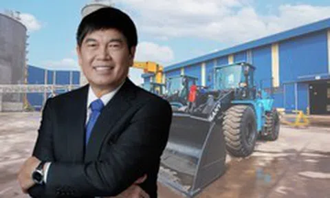 Tỷ phú Trần Đình Long đầu tư máy xúc lật điện và xe đầu kéo điện