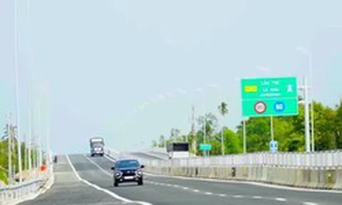 Chưa thu phí cao tốc Cần Thơ - Cà Mau từ ngày 15/9
