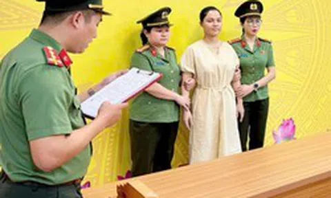 Lệnh khám xét, bắt giám đốc công ty du lịch Vũ Thị Dung SN 1987