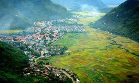Việt Nam sẽ có “làng trên núi” 3.000ha gồm khu nghỉ dưỡng, vui chơi giải trí cao cấp, sân golf, cáp treo và tàu hỏa leo núi