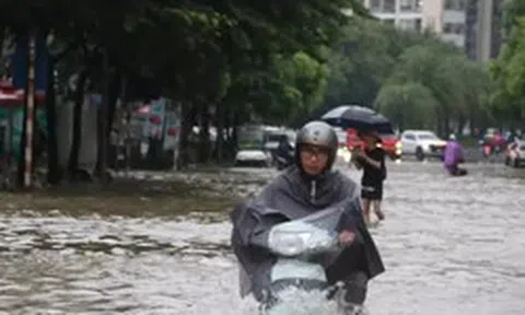 Hà Nội còn mưa lớn đến bao giờ?