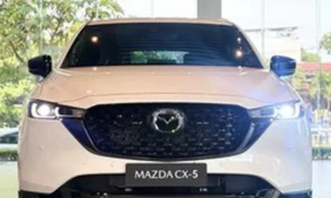 Giá Mazda CX-5 'chạm đáy' mới tại đại lý