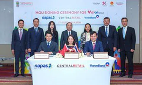 Lễ ký kết Biên bản ghi nhớ giữa NAPAS, VietinBank và Central Retail Corporation tại Thái Lan