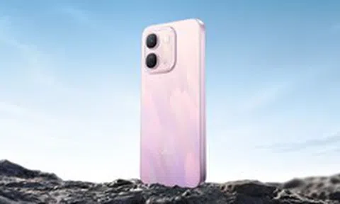Mẫu điện thoại pin 10.000 mAh, lập kỷ lục Guiness chạy 32 giờ liên tục không nghỉ