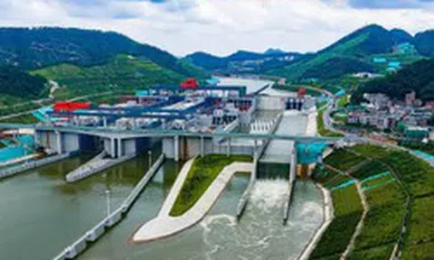 Tận thấy 'kênh đào thế kỷ' của Trung Quốc, một tuyến thương mại đi Việt Nam