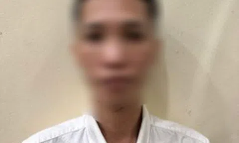 Công an điều tra các giao dịch chuyển khoản của người đàn ông mua tóc Dương Quang Thắng