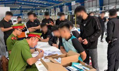 Công an bất ngờ kiểm tra hàng trăm người thuộc 3 công ty