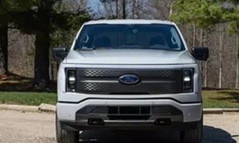 Bán tải điện nổi tiếng của Ford bị thay thế