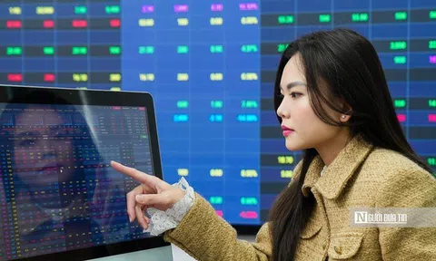 VN-Index hướng tới tuần nâng hạng: Dòng tiền cải thiện, áp lực bán còn lớn