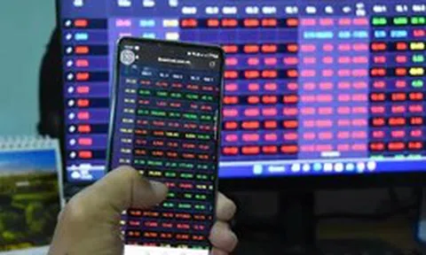 Con gái Chủ tịch PNJ bán 18 triệu cổ phiếu