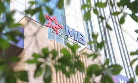 Loạt lãnh đạo MB và người nhà đăng ký mua thêm 2,74 triệu cổ phiếu