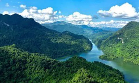 Con đường dài 76km hơn 3.700 tỷ đồng, kết nối đến hồ nước ngọt 200 triệu năm tuổi lớn nhất cả nước chỉ còn 3 tháng để hoàn thành