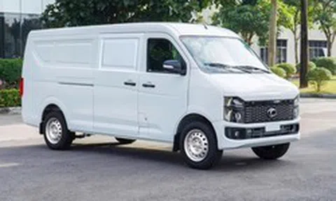Tỷ phú Trần Bá Dương tung ra xe tải van điện mới, đi 300km sau mỗi lần sạc