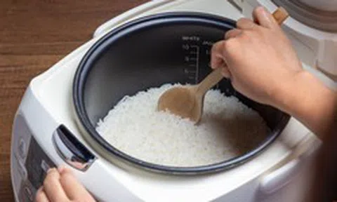 Lời khuyên cho các gia đình đang dùng nồi cơm điện: Đừng làm việc này ngay khi cơm chín