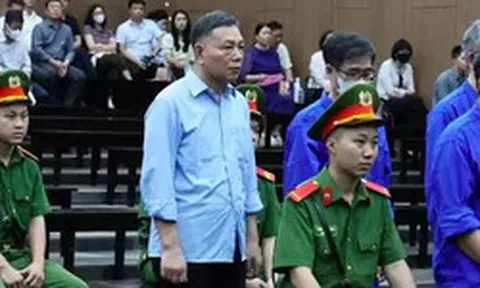 Vụ bà Nguyễn Thị Kim Tiến: Người chiếm đoạt 2 triệu USD kể công của cha mẹ để xin giảm án