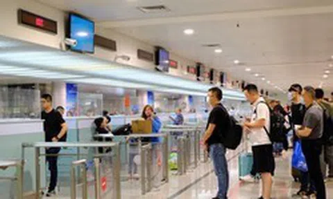 Cơ quan Thuế thông báo: Tạm hoãn xuất cảnh 48 người có tên trong danh sách dưới đây