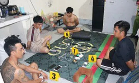 Kiểm tra nhà trọ lúc 21 giờ, công an bắt Vũ Ngọc Quý SN 1993